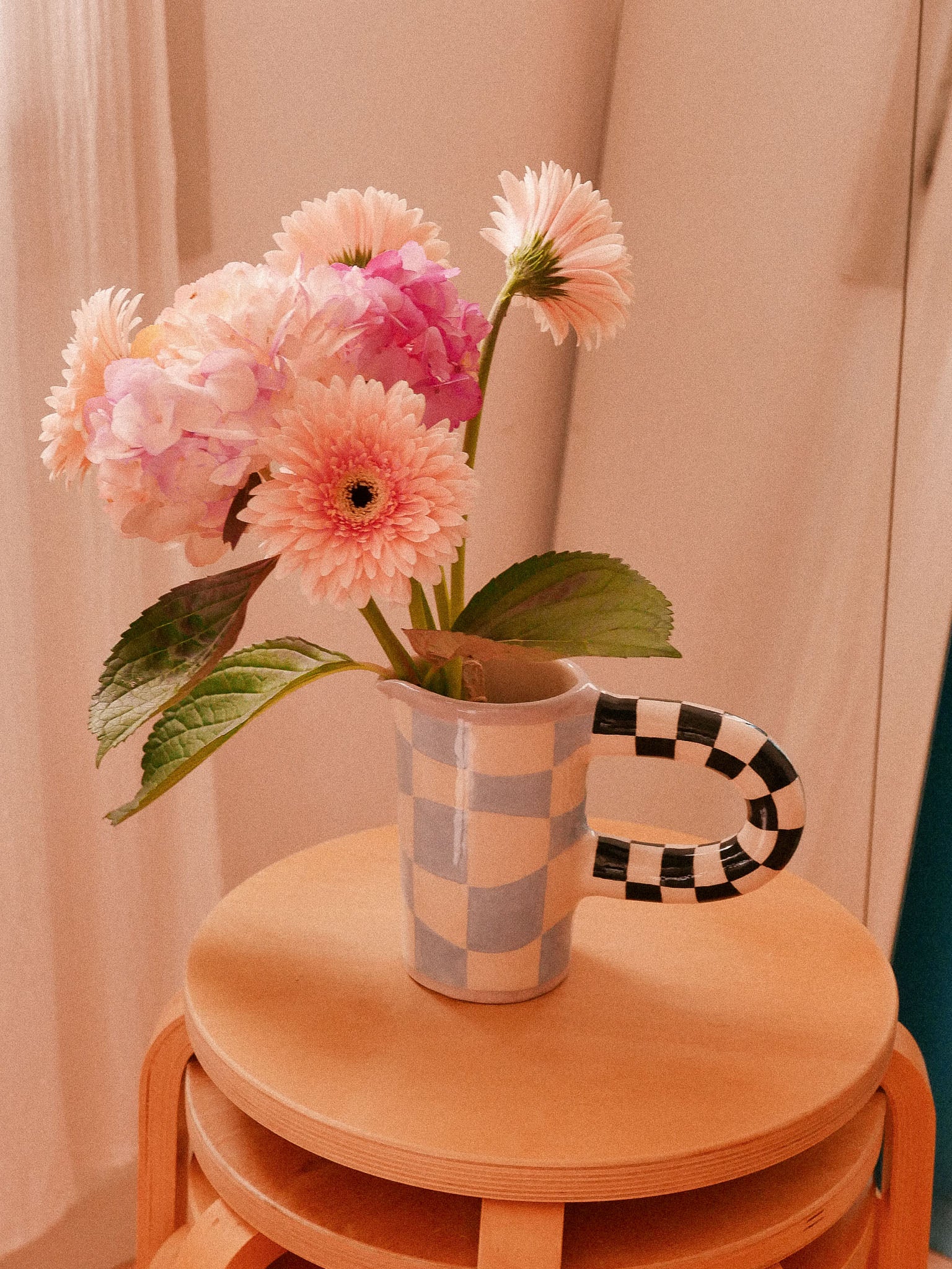 FAKE JUG HANDMADE CERAMIC VASE | jeje.things