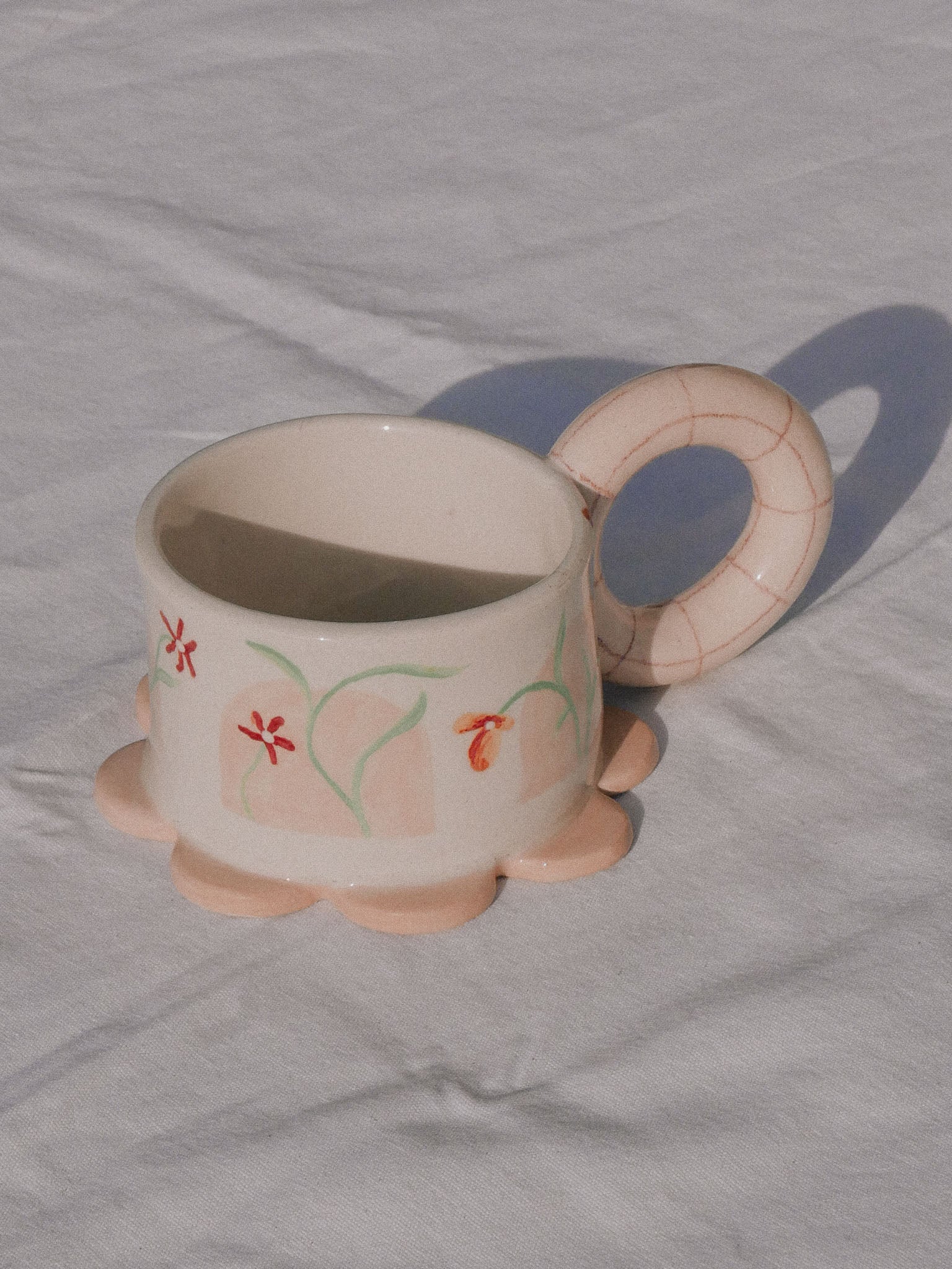 FLOWERS HANDMADE CERAMIC MUG | jeje.things