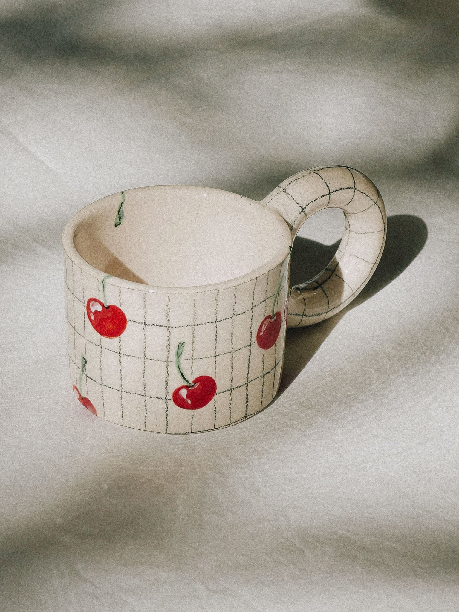 CHERRIES HANDMADE CERAMIC MUG | jeje.things