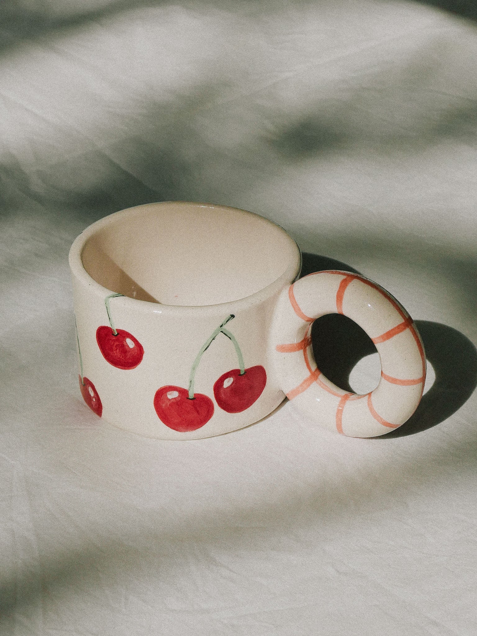 CHERRIES HANDMADE CERAMIC MUG | jeje.things