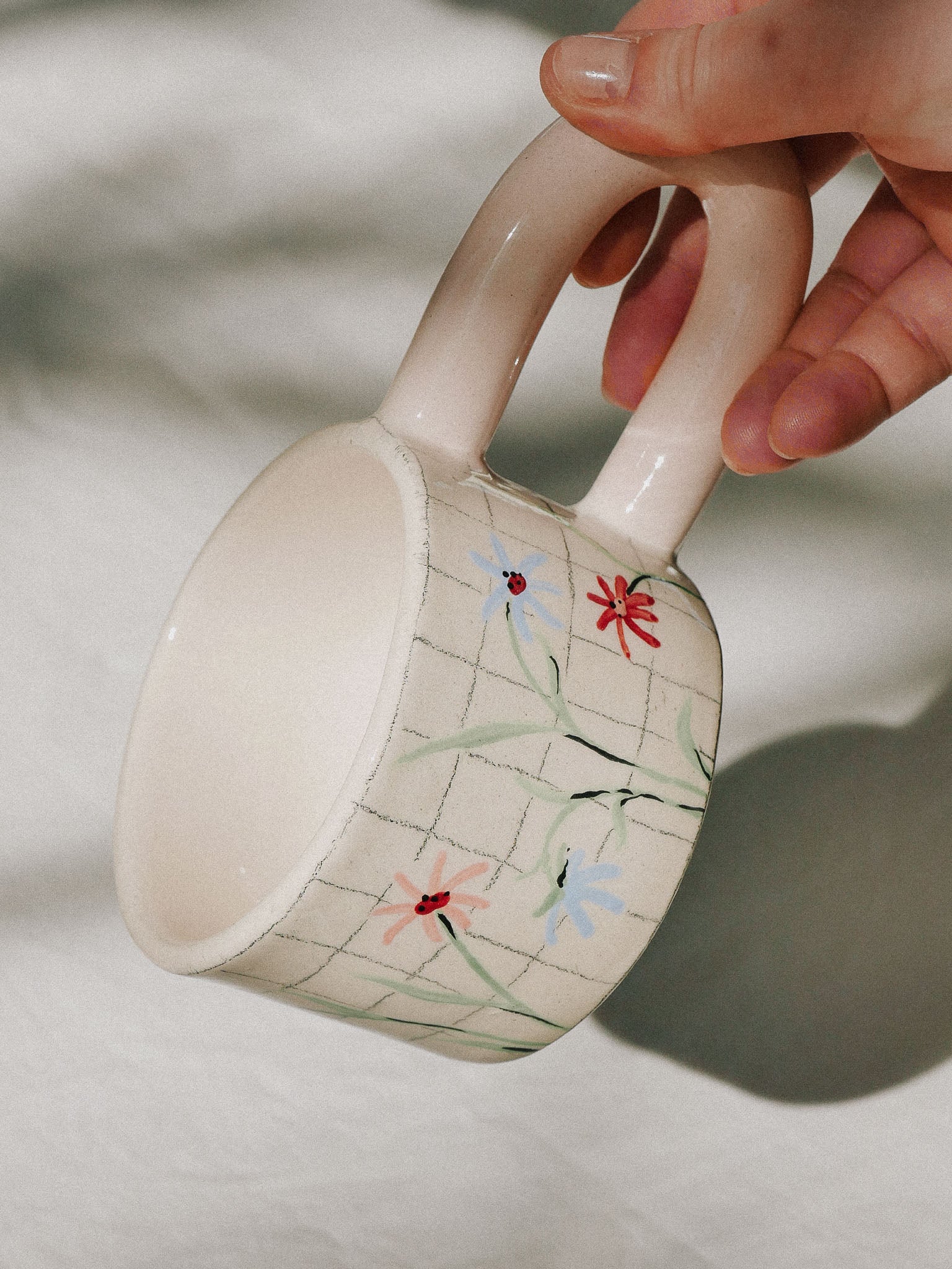 WILD FLOWERS HANDMADE CERAMIC MUG | jeje.things