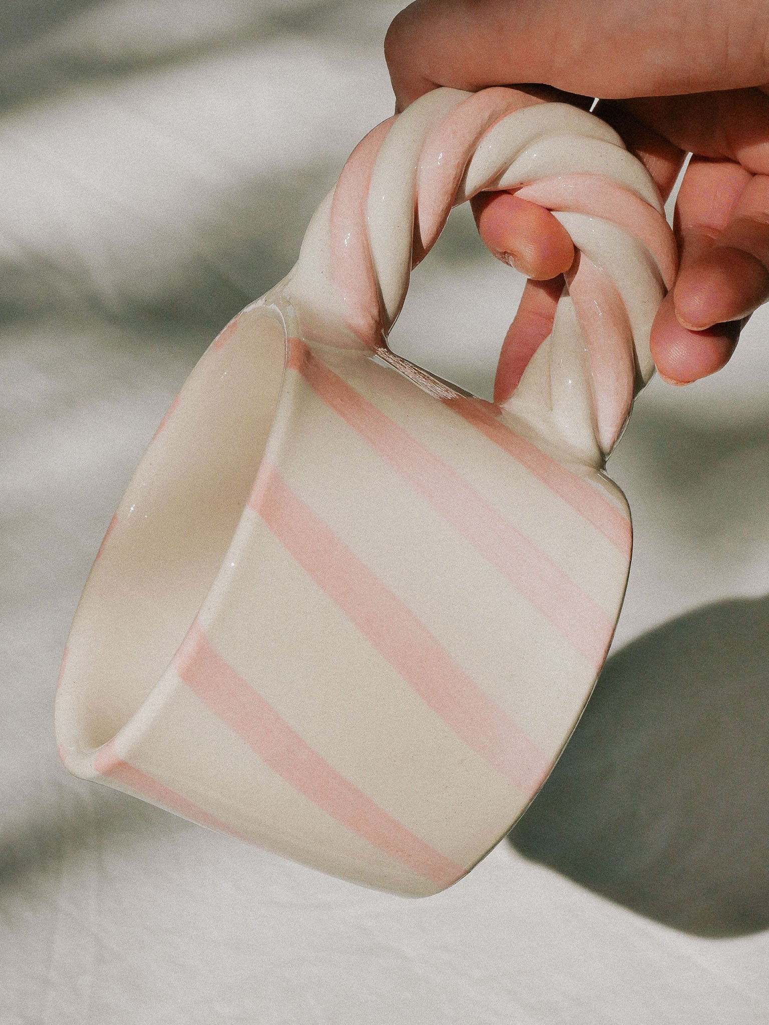 MARSHMALLOW HANDMADE CERAMIC MUG | jeje.things