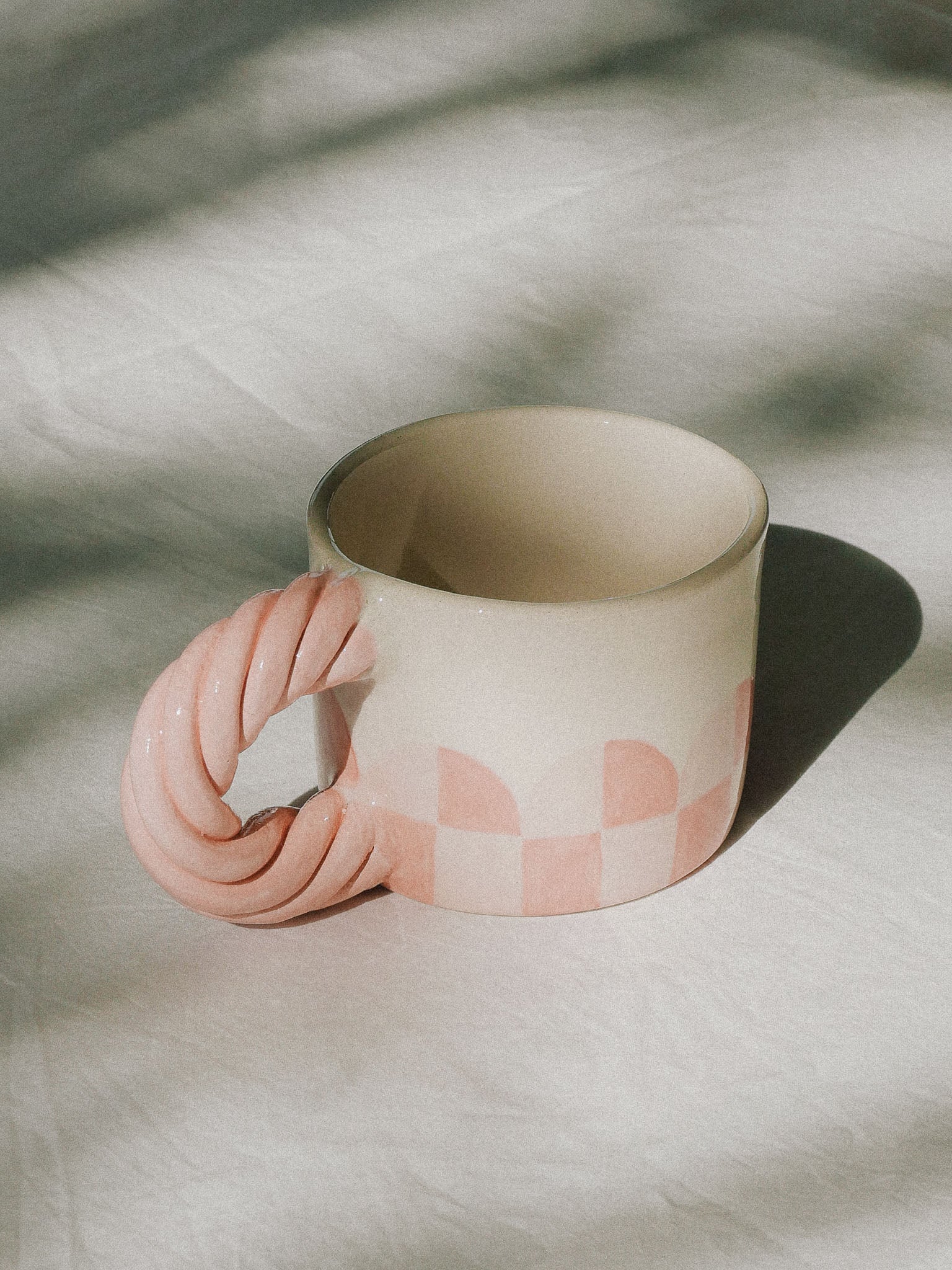 MARSHMALLOW HANDMADE CERAMIC MUG | jeje.things