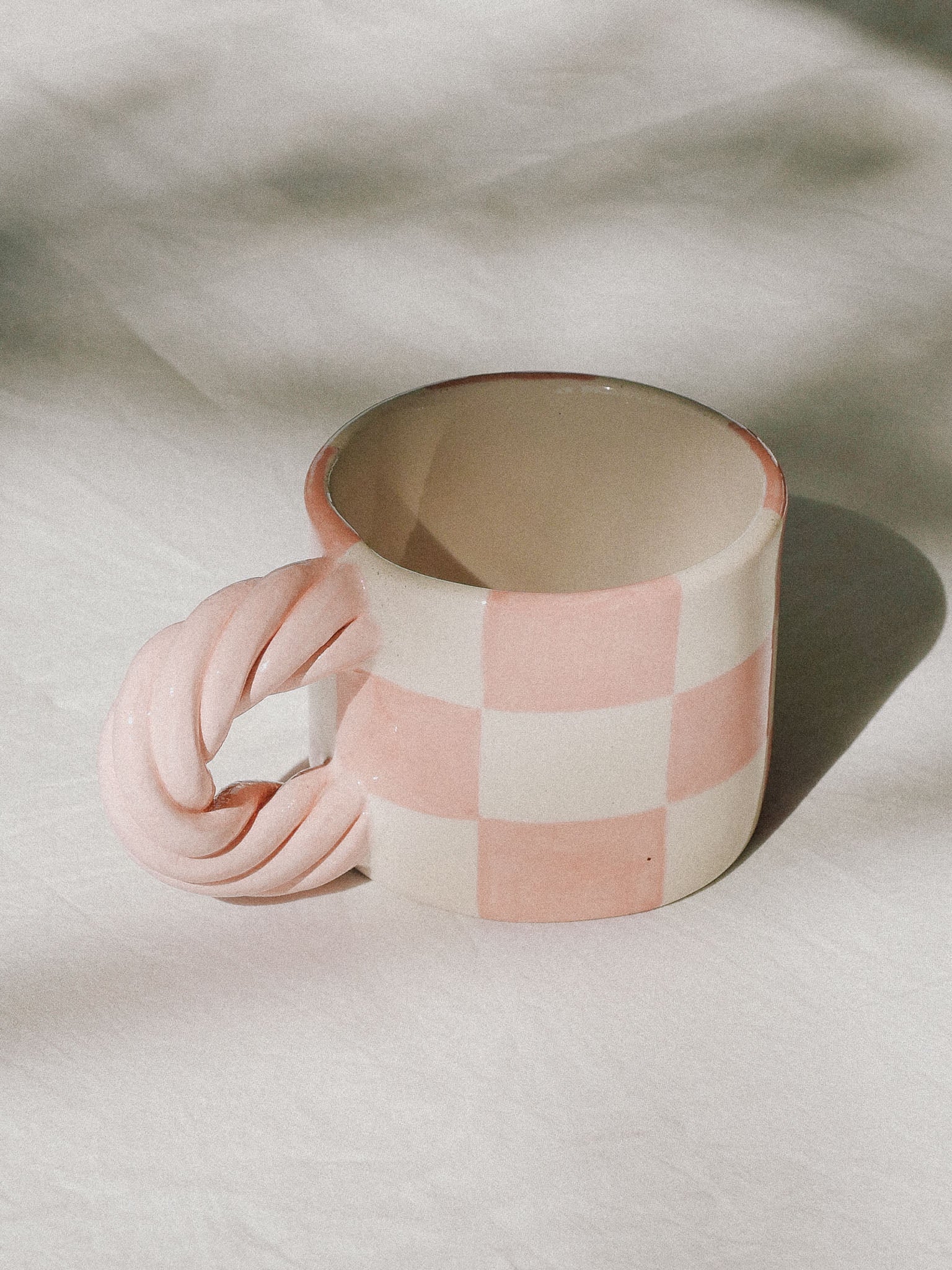 MARSHMALLOW HANDMADE CERAMIC MUG | jeje.things