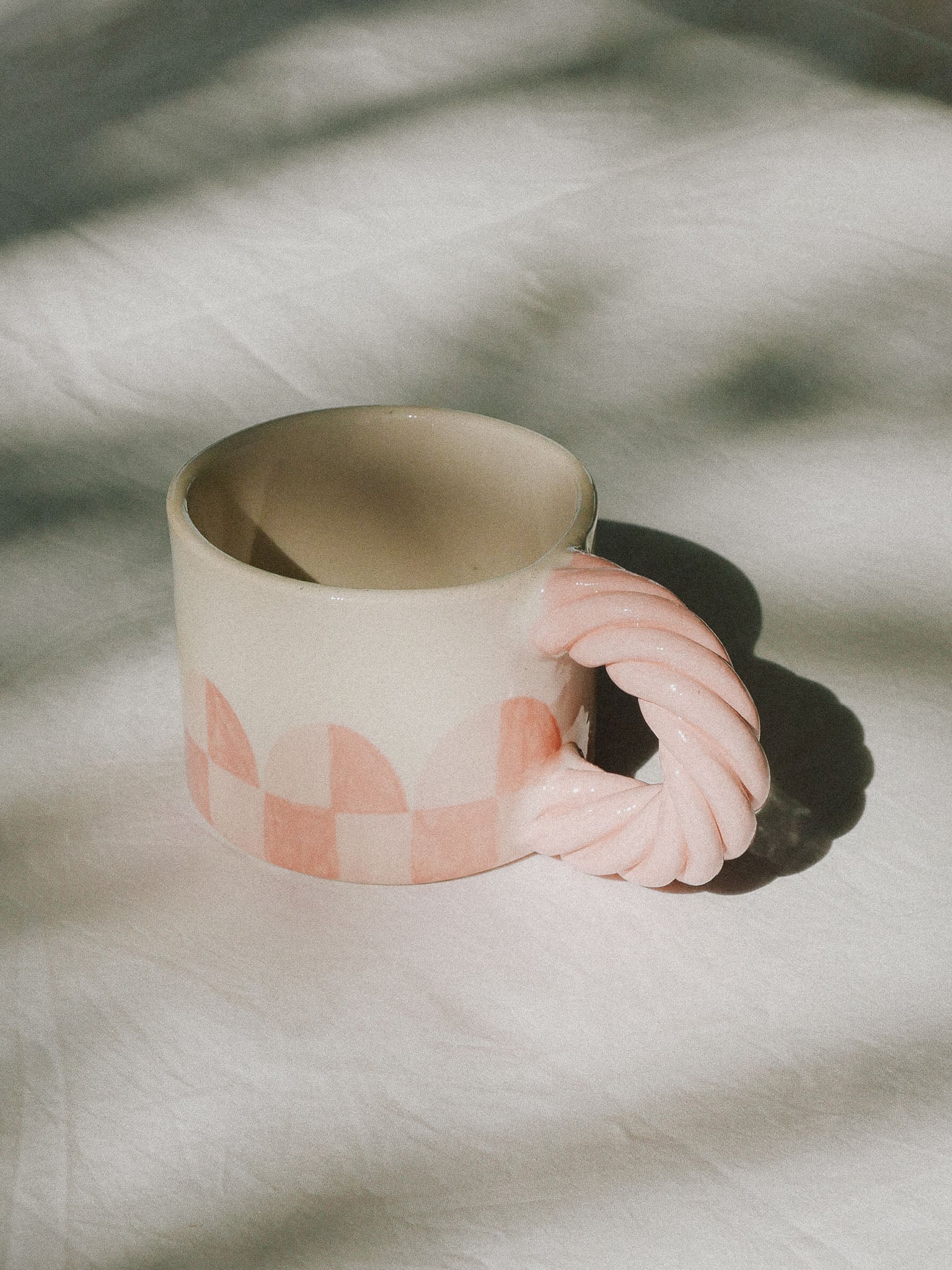 MARSHMALLOW HANDMADE CERAMIC MUG | jeje.things