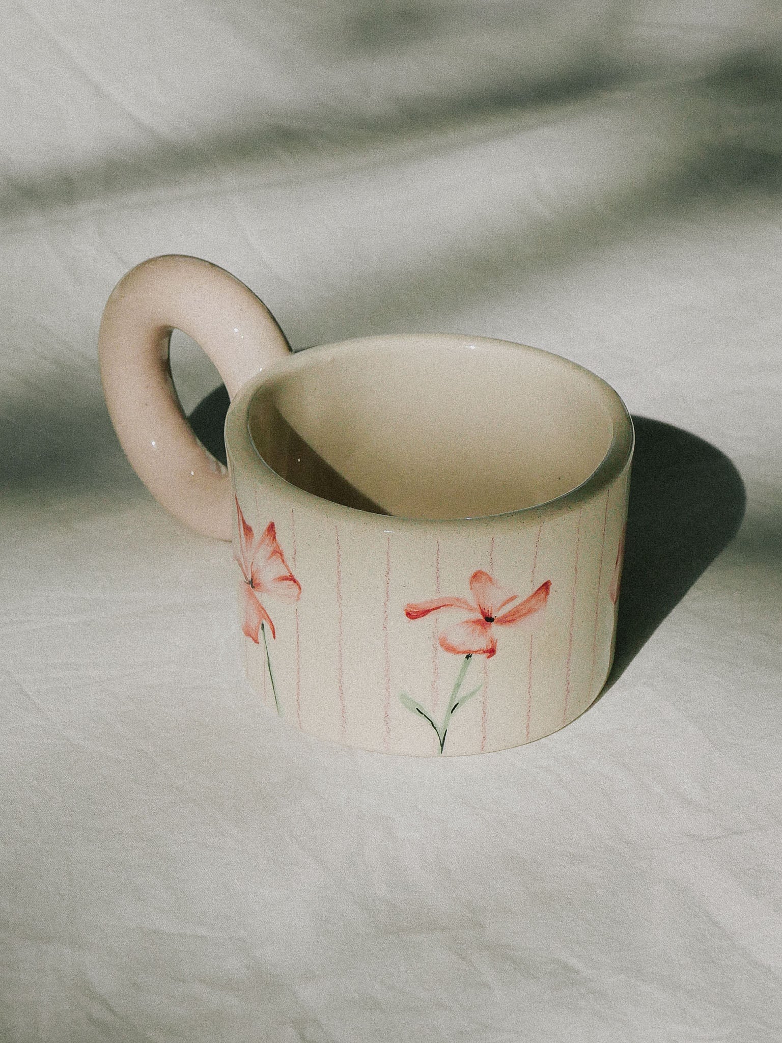 REAL FLOWERS HANDMADE CERAMIC MUG | jeje.things