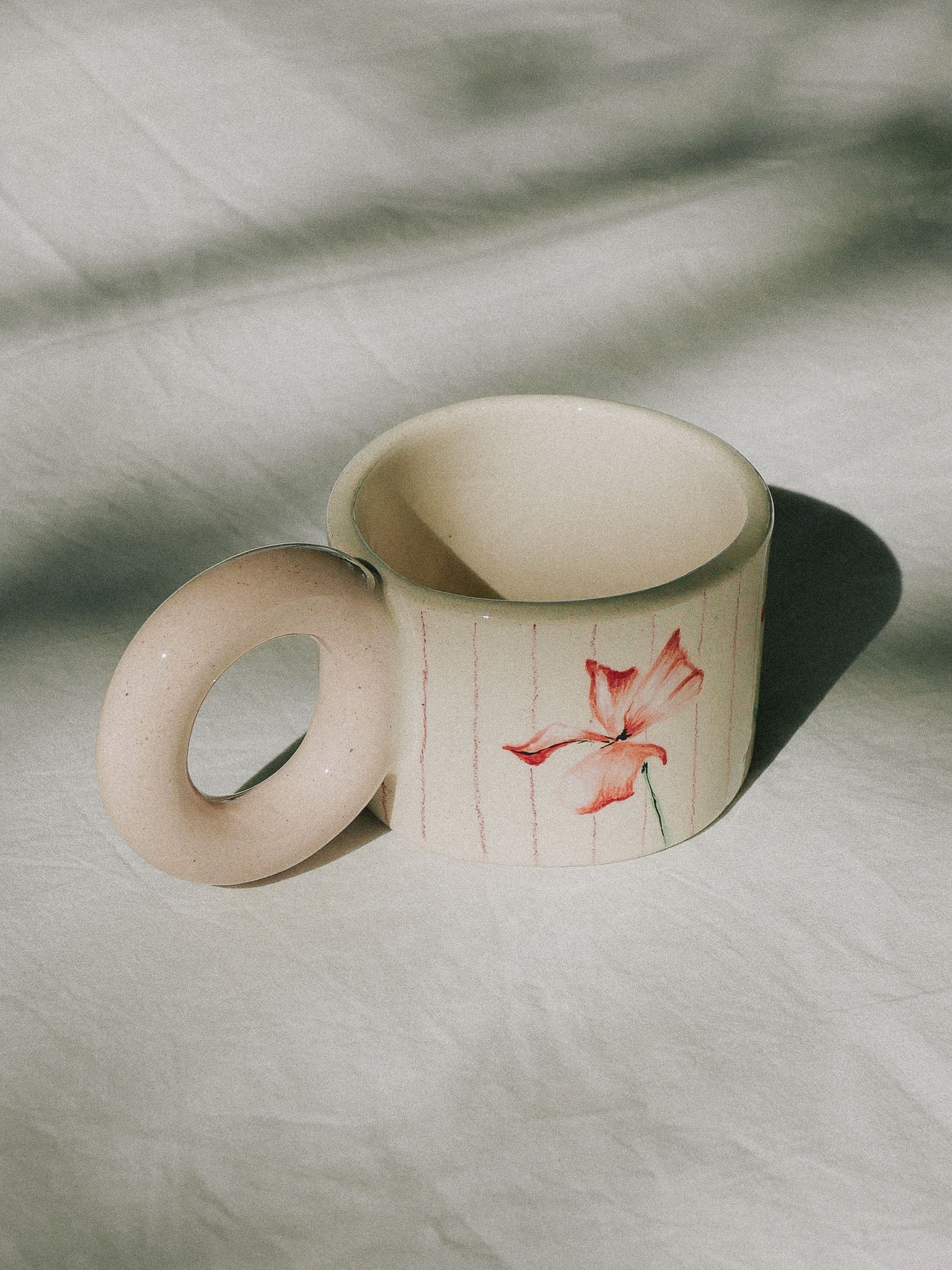 REAL FLOWERS HANDMADE CERAMIC MUG | jeje.things