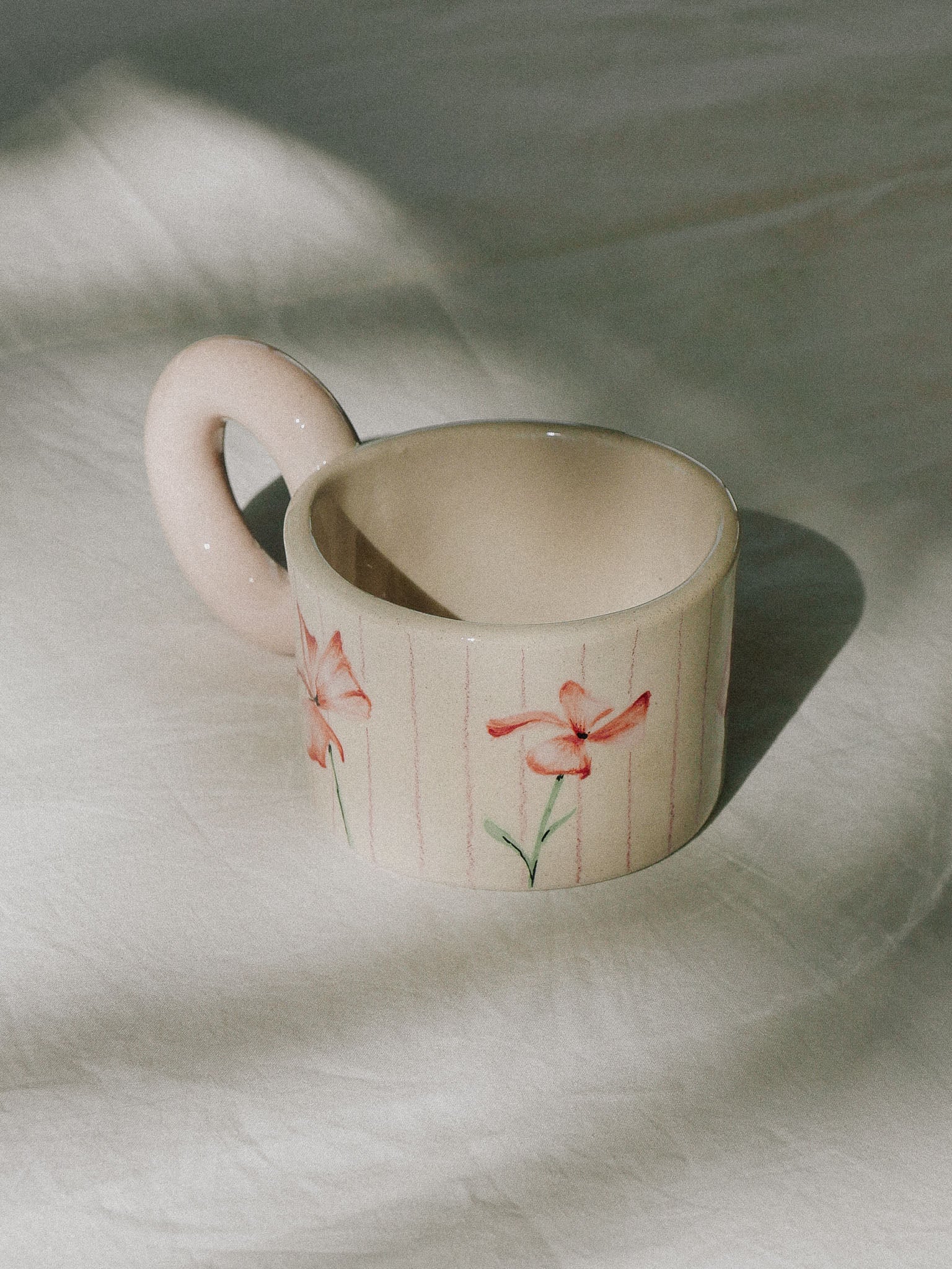 REAL FLOWERS HANDMADE CERAMIC MUG | jeje.things