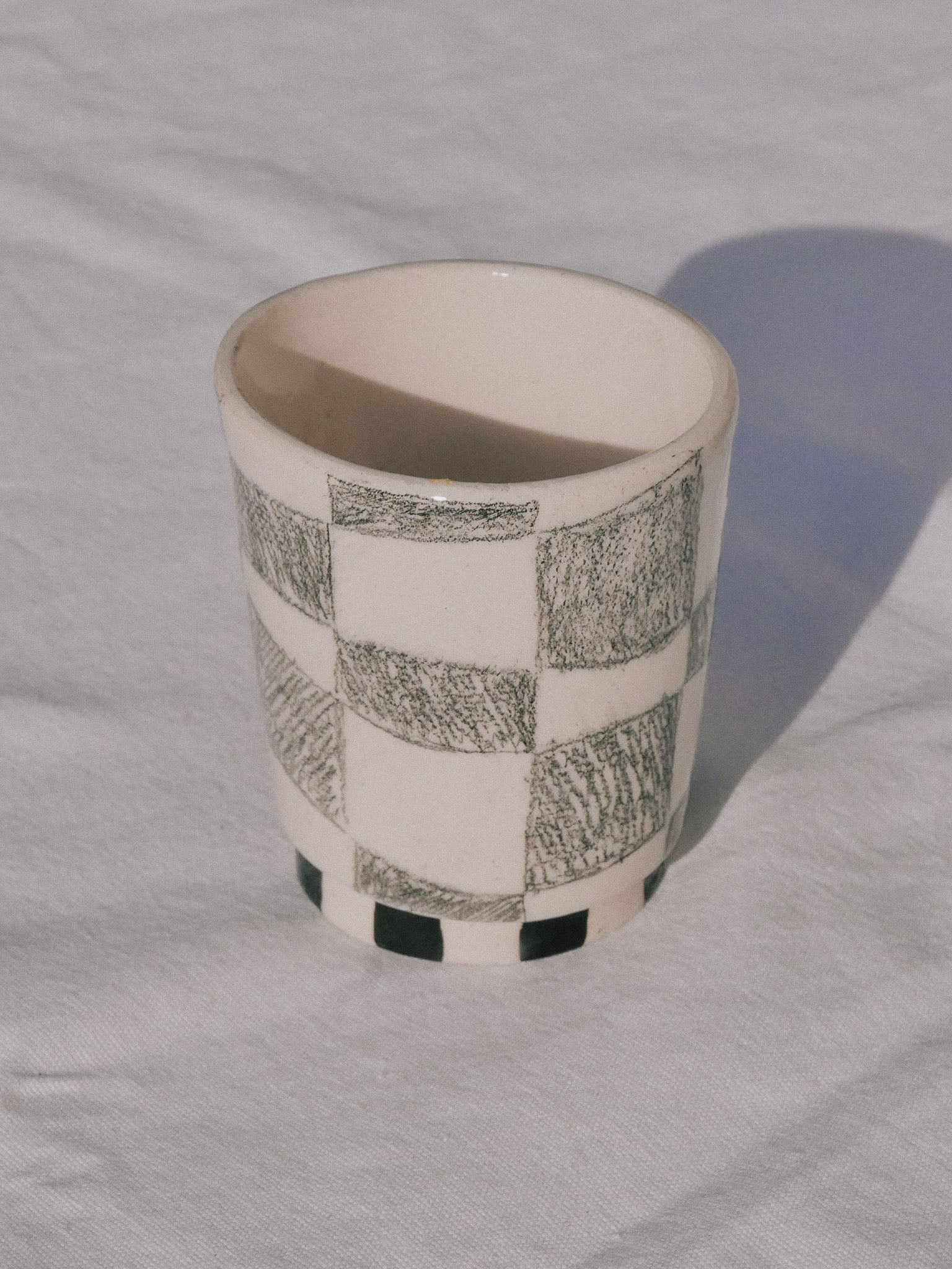 PENCIL HANDMADE CERAMIC TUMBLER | jeje.things