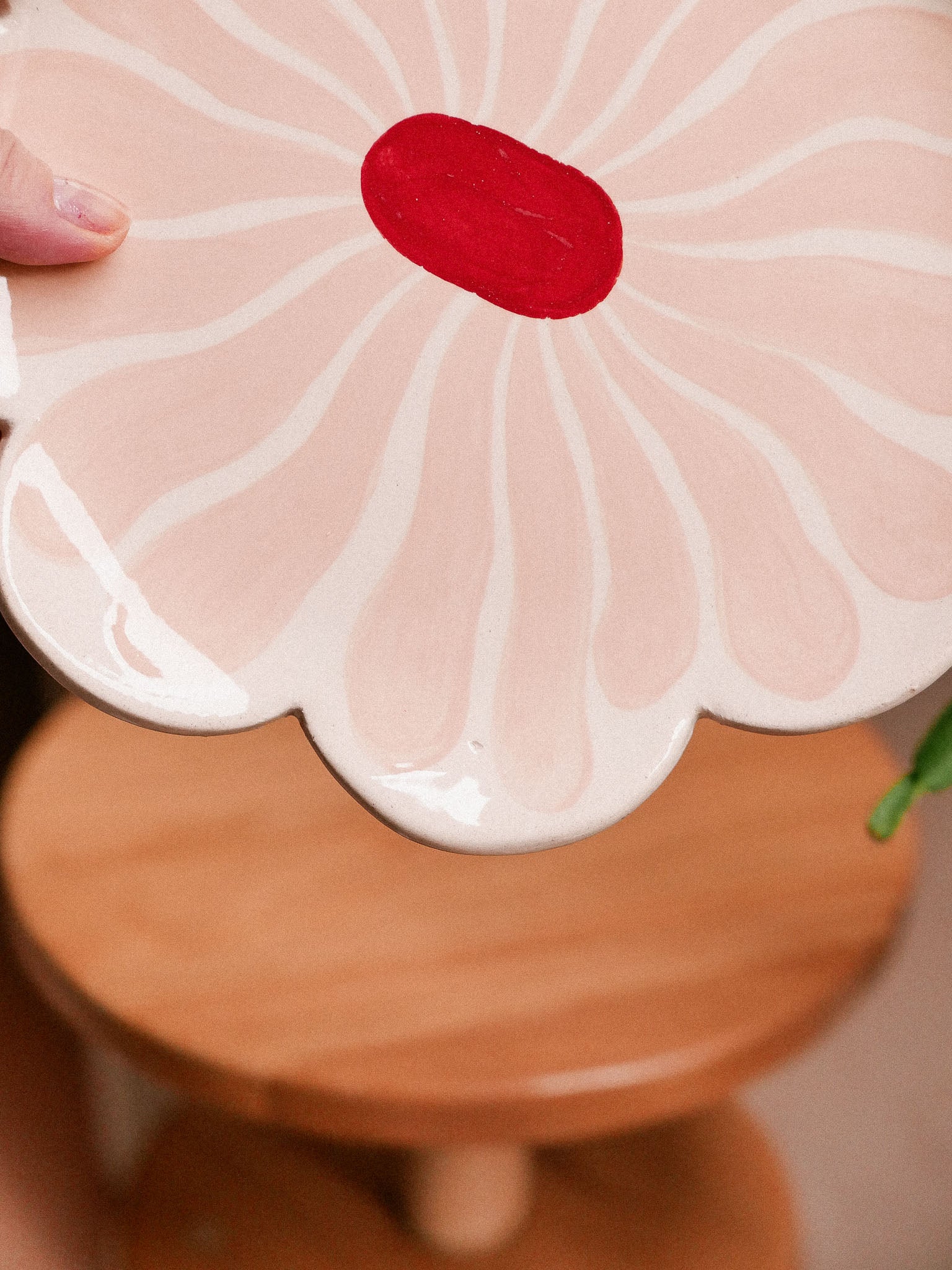 UNIQUE CERAMICS_HANDMADE CERAMIC PLATE FLOWER