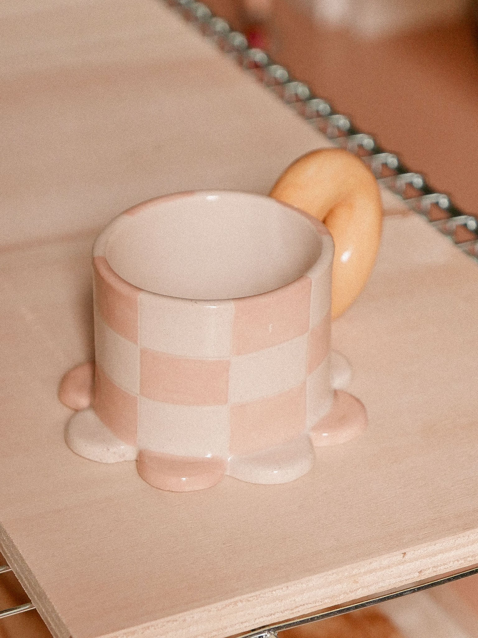 PINK DAMERO HANDMADE CERAMIC MUG | jeje.things