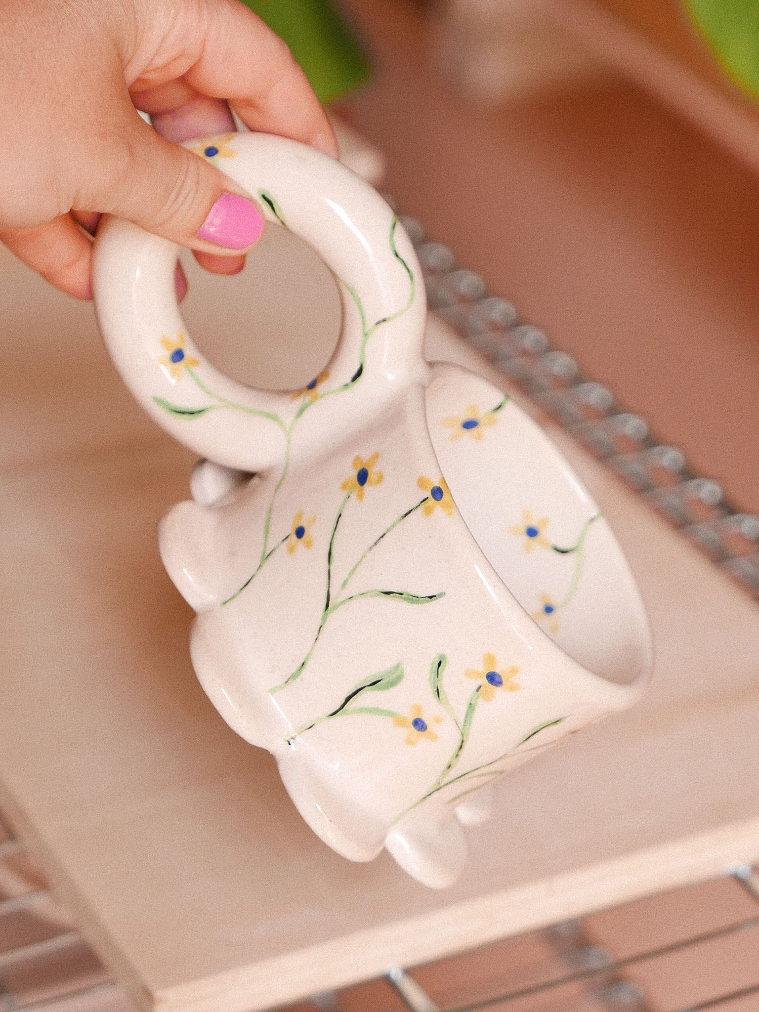 YELLOW FLOWERS HANDMADE CERAMIC MUG | jeje.things