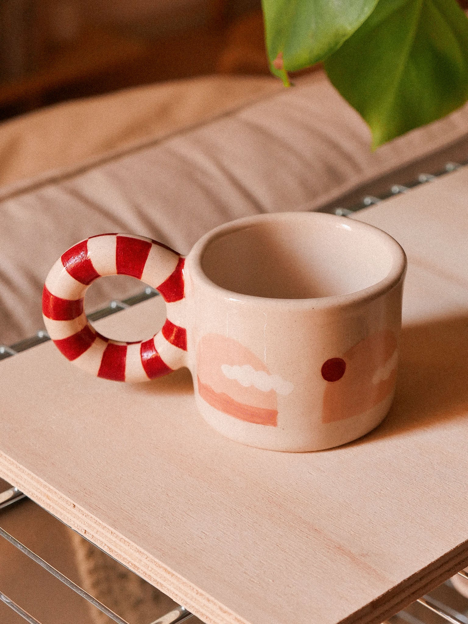 PINK PORTAL HANDMADE CERAMIC MUG | jeje.things