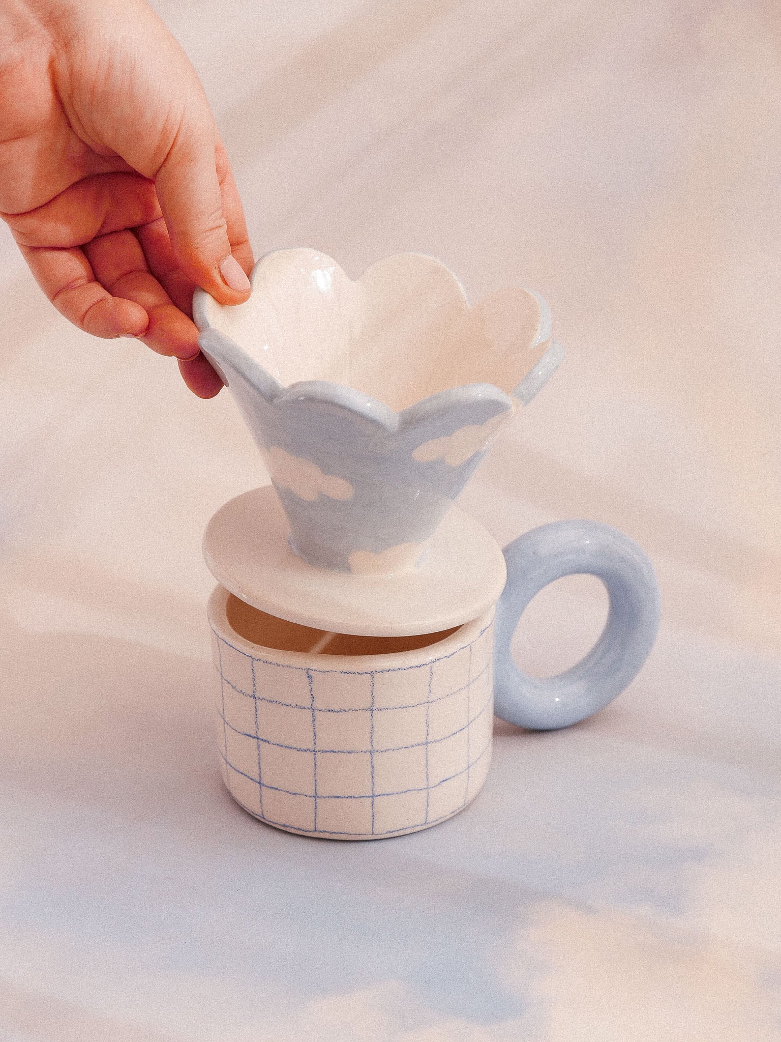 CLOUDS HANDMADE CERAMIC COFFER DRIPPER | jeje.things