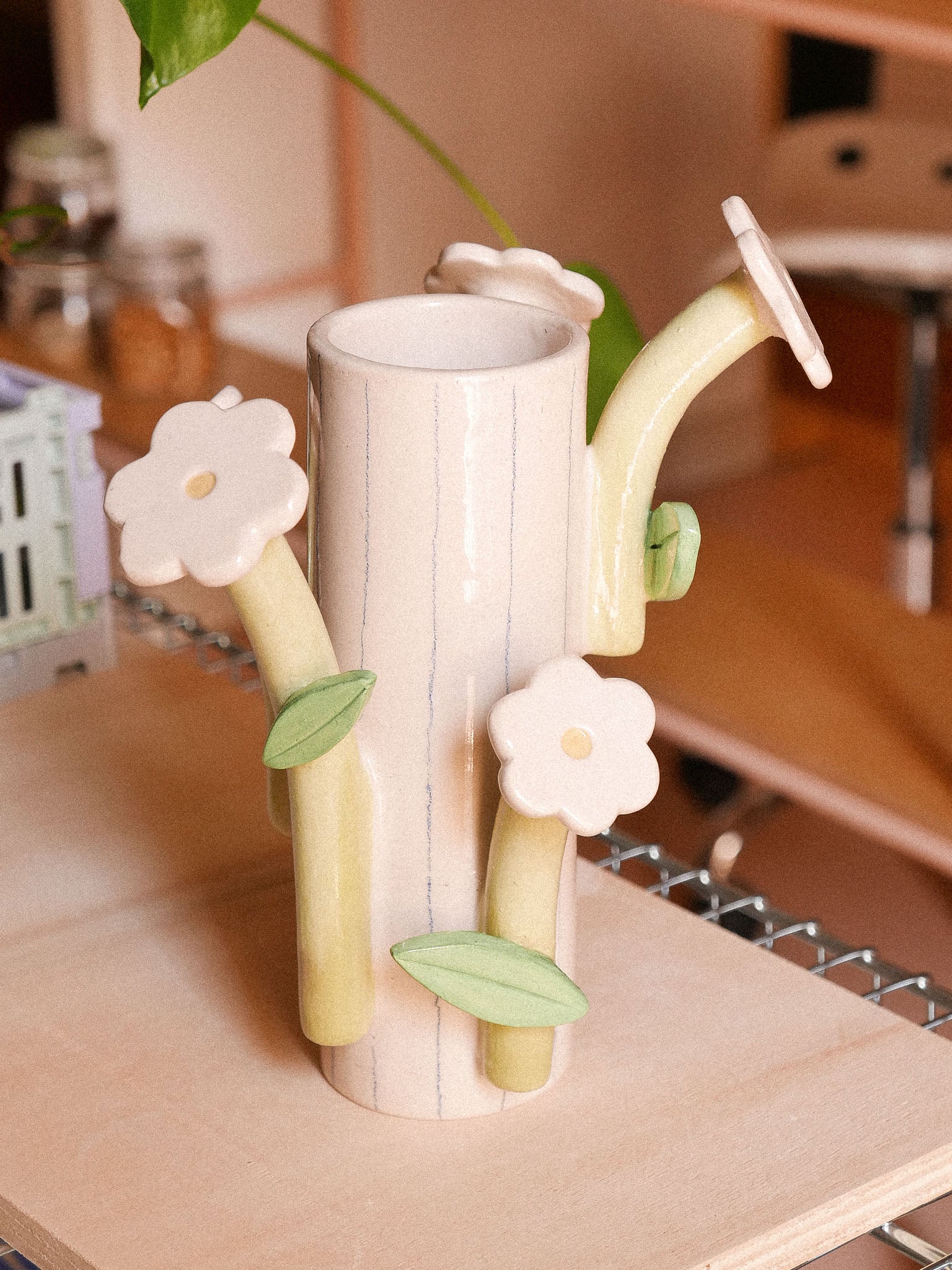 FLOWERS HANDMADE CERAMIC VASE | jeje.things