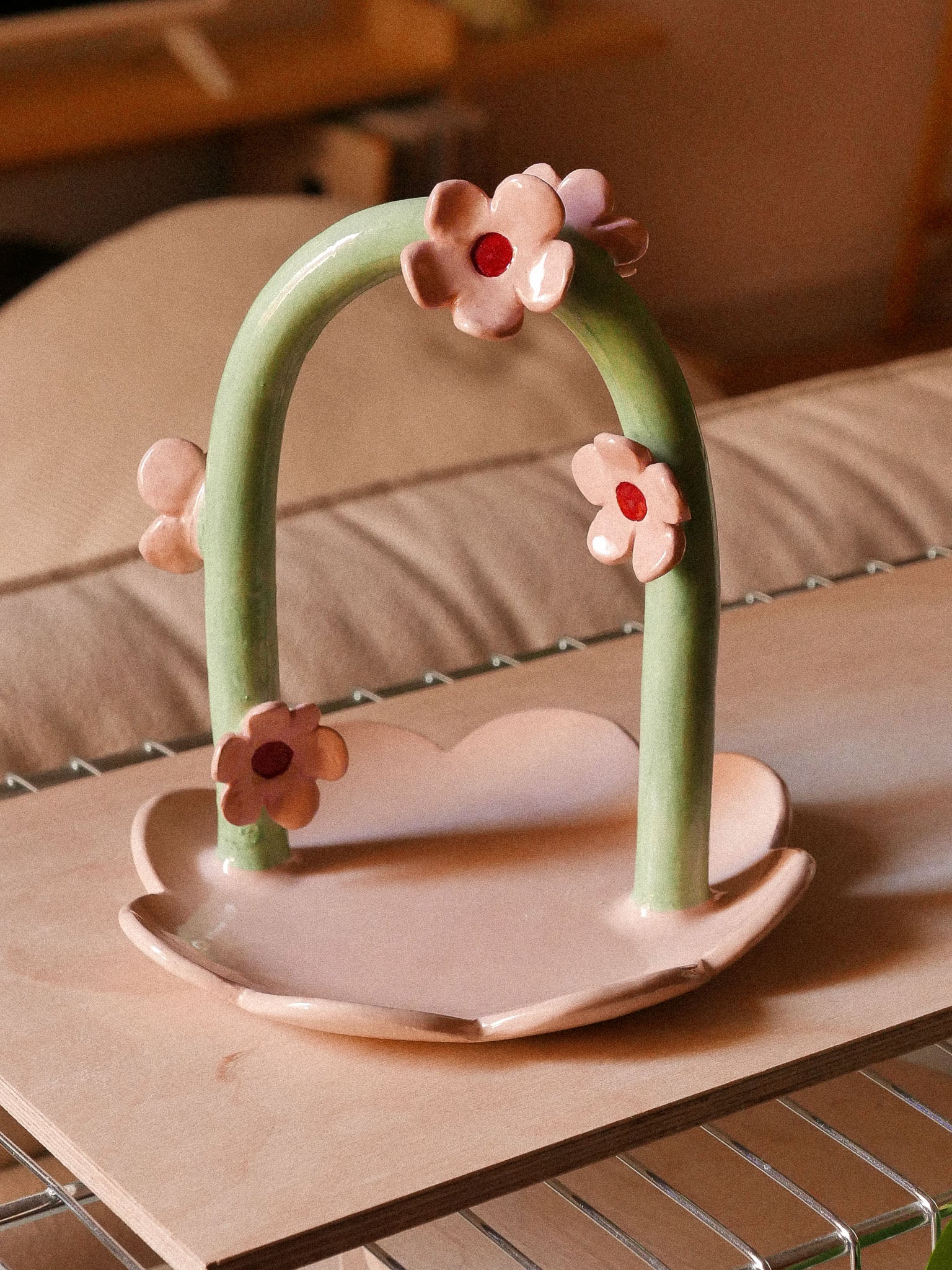 BLOOM HANDMADE CERAMIC TRAY | jeje.things