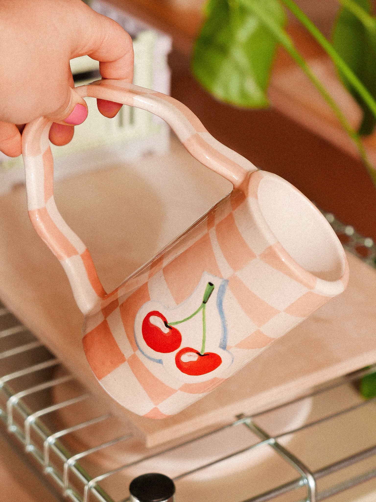 CHERRIES HANDMADE CERAMIC MUG. PINK DAMERO| jeje.things