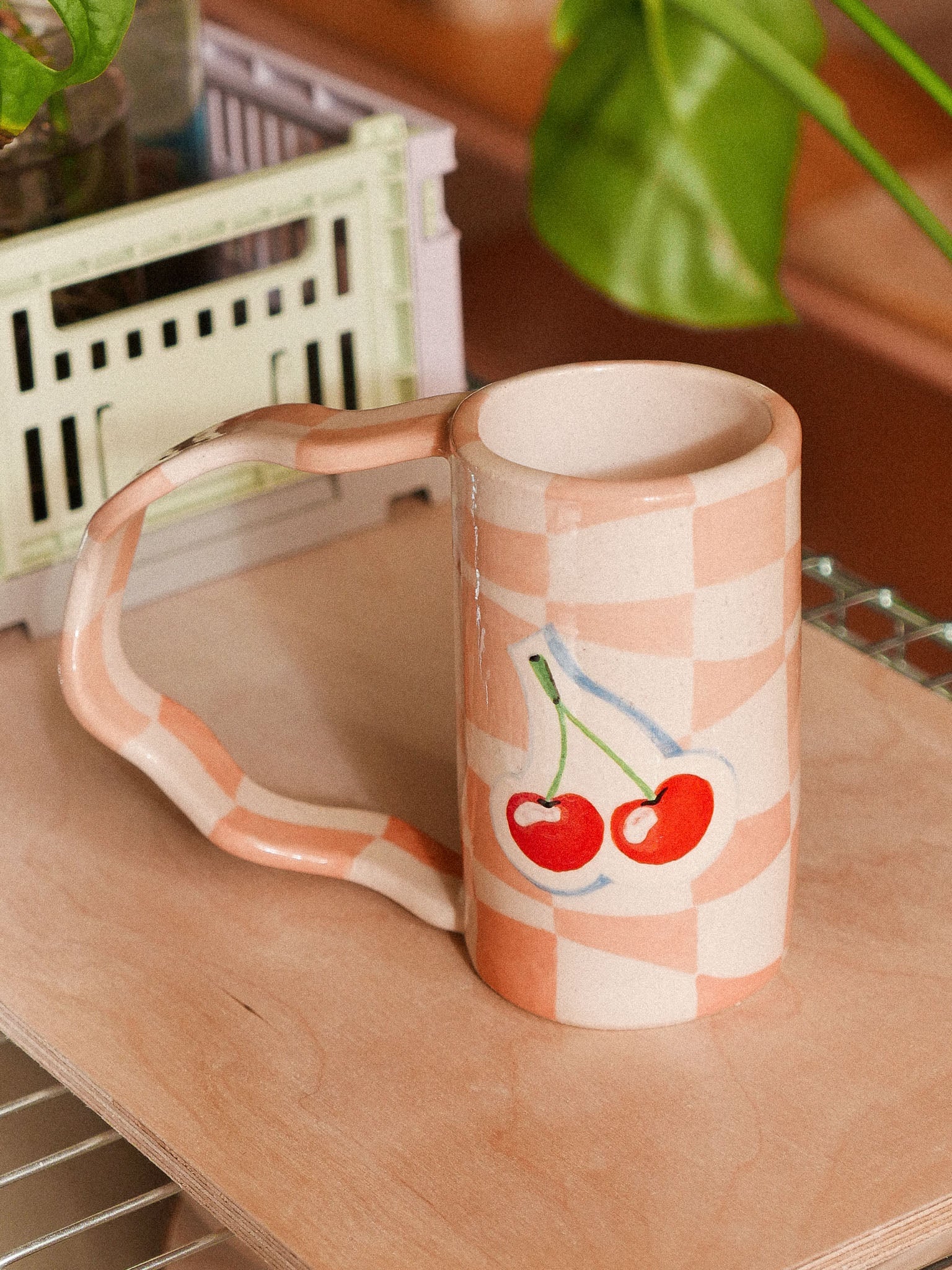 CHERRIES HANDMADE CERAMIC MUG. PINK DAMERO| jeje.things