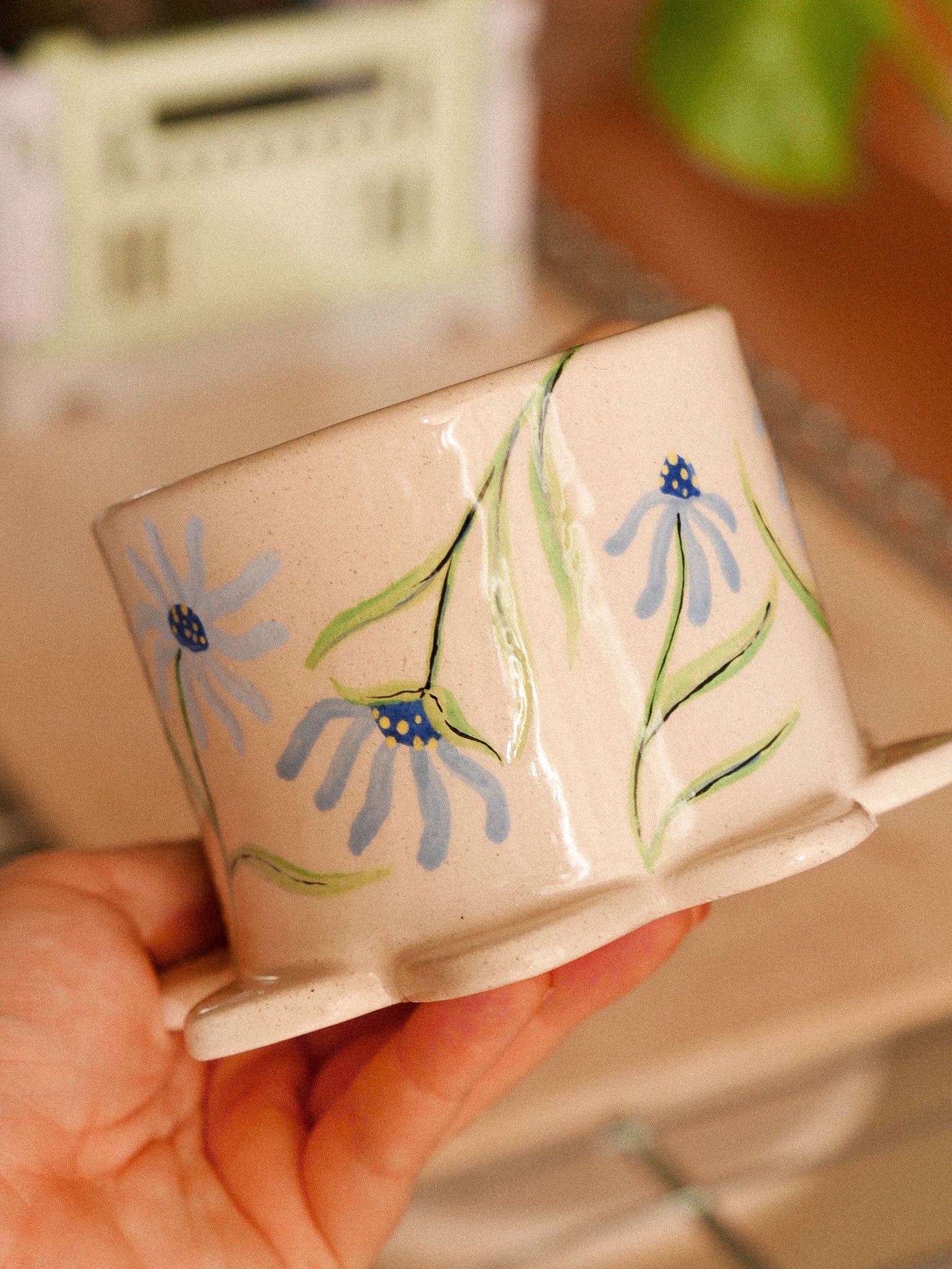 GRAPHIC  FLOWERS HANDMADE CERAMIC MUG | jeje.things