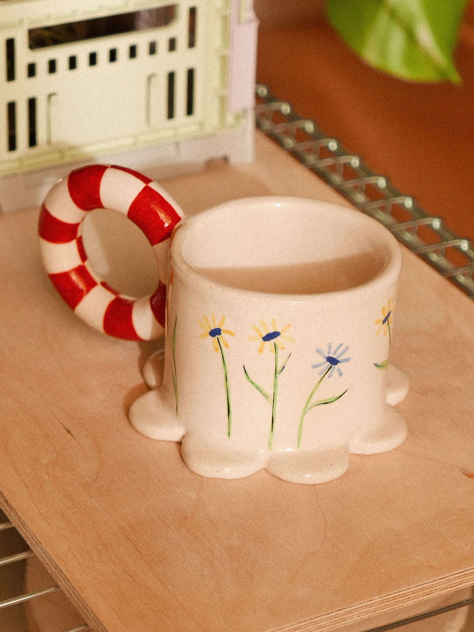 WILD FLOWERS HANDMADE CERAMIC MUG | jeje.things